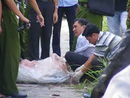 Xac nguoi mat dau dang phan huy trong phong tro o Sai Gon hinh anh
