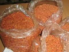 Tat nuoc ot vao mat nguoi di duong de cuop tien hinh anh