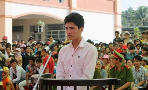 Phia sau nhung vu gay roi tai khu cong nghiep o Sai Gon hinh anh