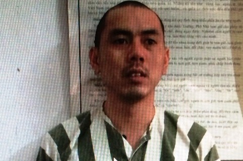 Ke dao vao co doi giet me neu khong dua tien hinh anh