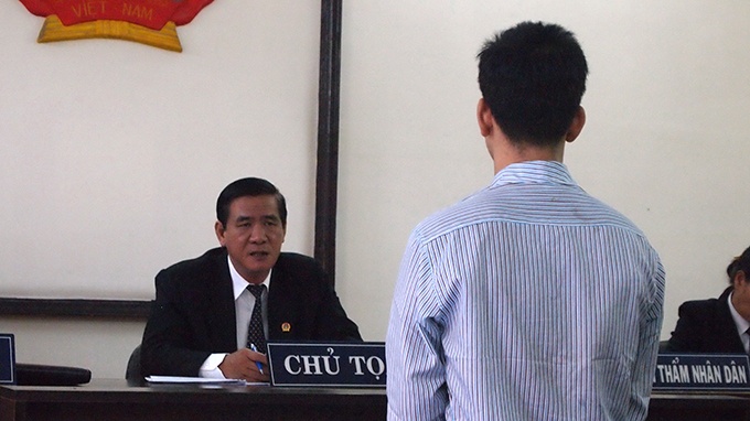 Buon vui xuc dong, cang thang lan dau tuyen an hinh anh