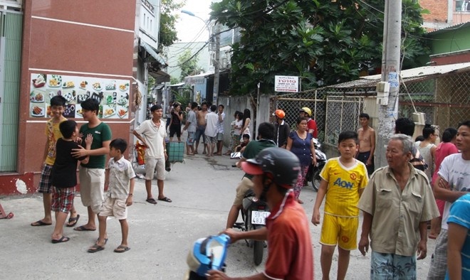 Bat nghi can dam chet nguoi giua ban ngay o Sai Gon hinh anh