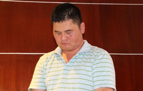 Dot kich khach san bat ong trum lua dao cong nghe cao hinh anh