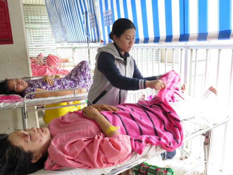 Nạn nhân sống sót trong vụ nổ đang được điều trị đa chấn thương tại bệnh viện Chợ Rẫy.