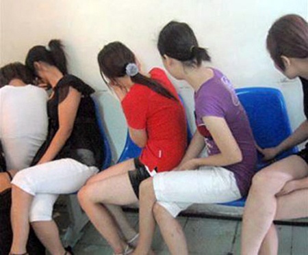 Duong day chan dai ban dam toan la sinh vien hinh anh