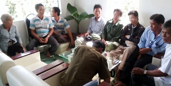 Ke trom tom bi dan phat cung lon 1 ta dai ca xom hinh anh