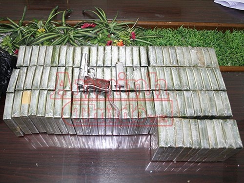 Chuyên án đã được khám phá thành công, thu giữ 103 bánh heroin.