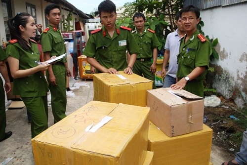 Triet pha luong lon hang lau tap ket vao Sai Gon hinh anh