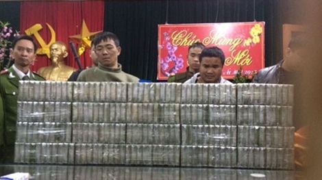 Bo truong Tran Dai Quang khen don vi bat 200 banh heroin hinh anh