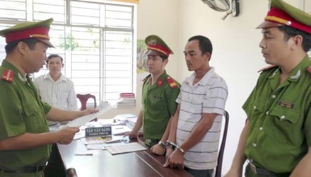 Bat giam tai xe dam nat xe Camry lam 6 nguoi chet tham hinh anh