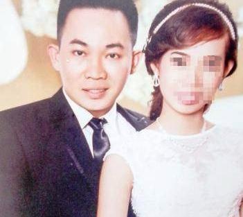 Vinh và vợ lúc mới cưới - Ảnh: Hoàng Quân