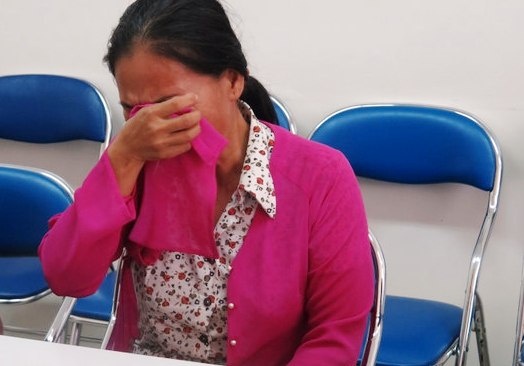 Vo ngat xiu khi chung kien chong dut lia 2 chan hinh anh