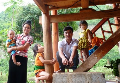 Cuộc sống gia đình trẻ luôn gặp khó khăn.