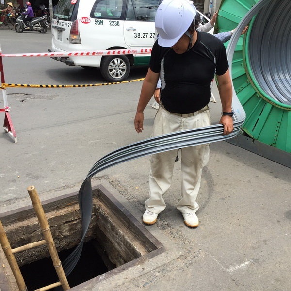 TP HCM dung cong nghe cai tao cong thoat nuoc khoi dao duong hinh anh