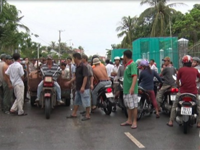 Hai nguoi bi set danh chet khi di bat oc hinh anh