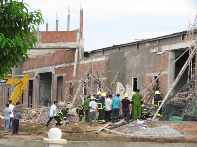 Nan nhan vu sap gian giao tiec cuoi qua con nguy kich hinh anh