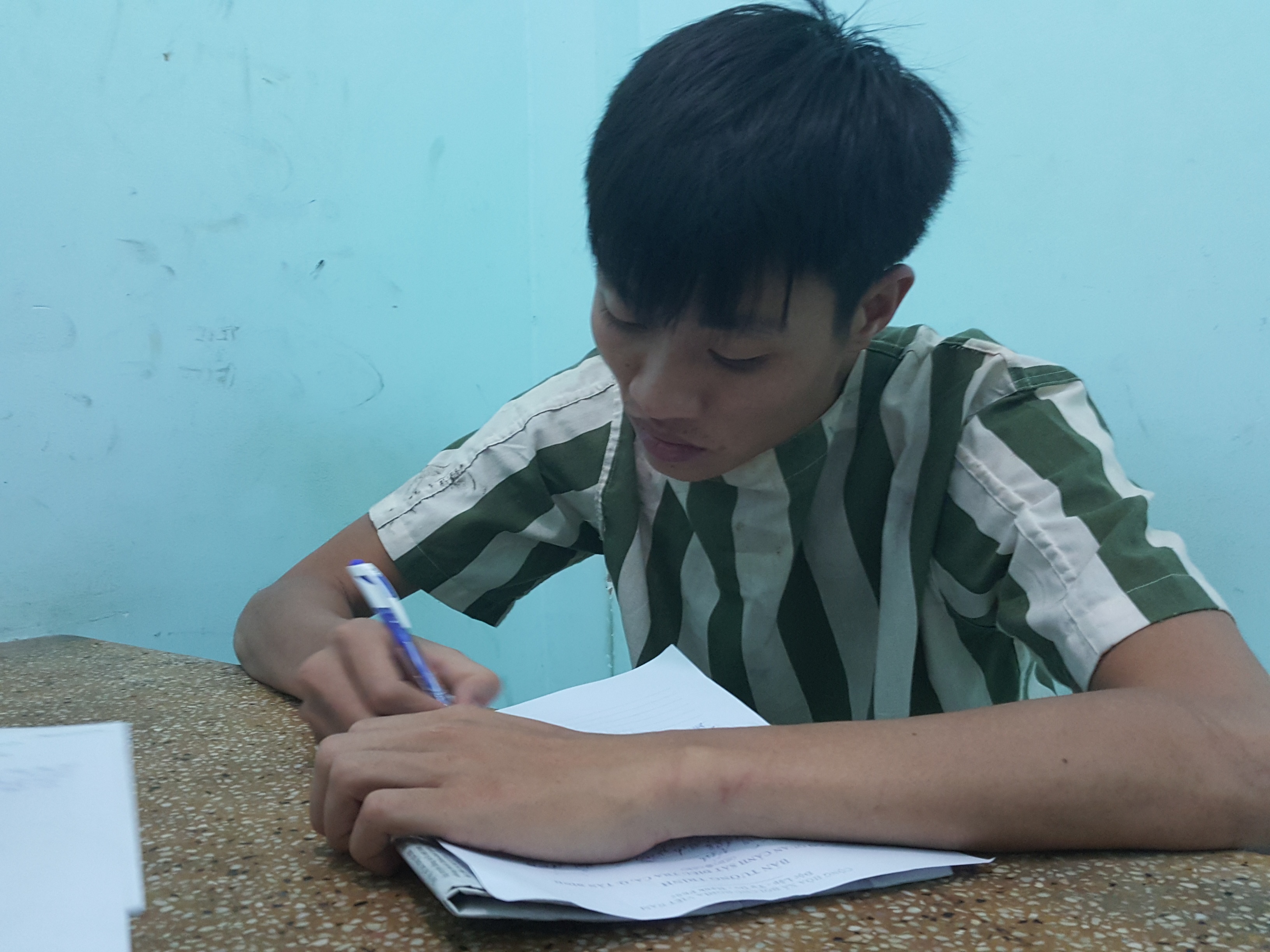 Dam chet nguoi tu viec xung ho ngang hang hinh anh