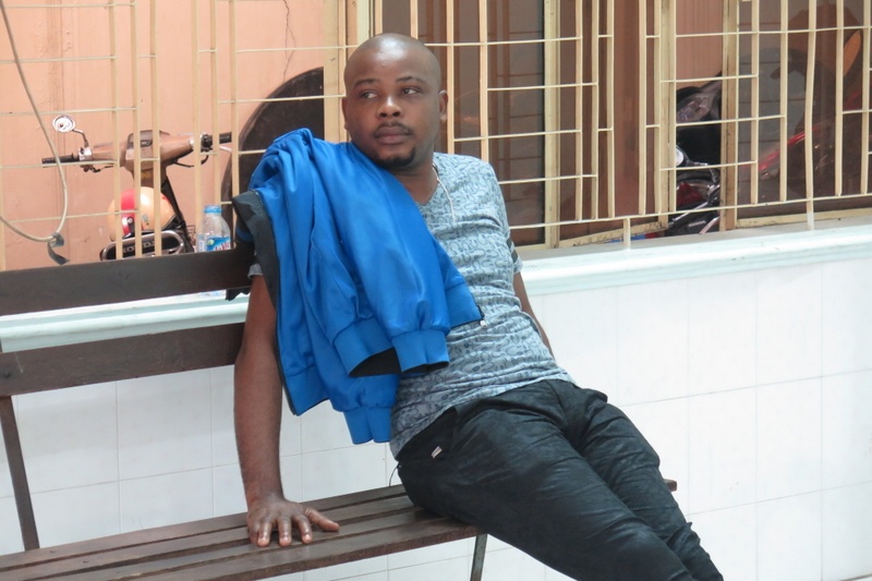 Tam giu 21 nguoi chau Phi khong giay to tuy than 7 ngay hinh anh