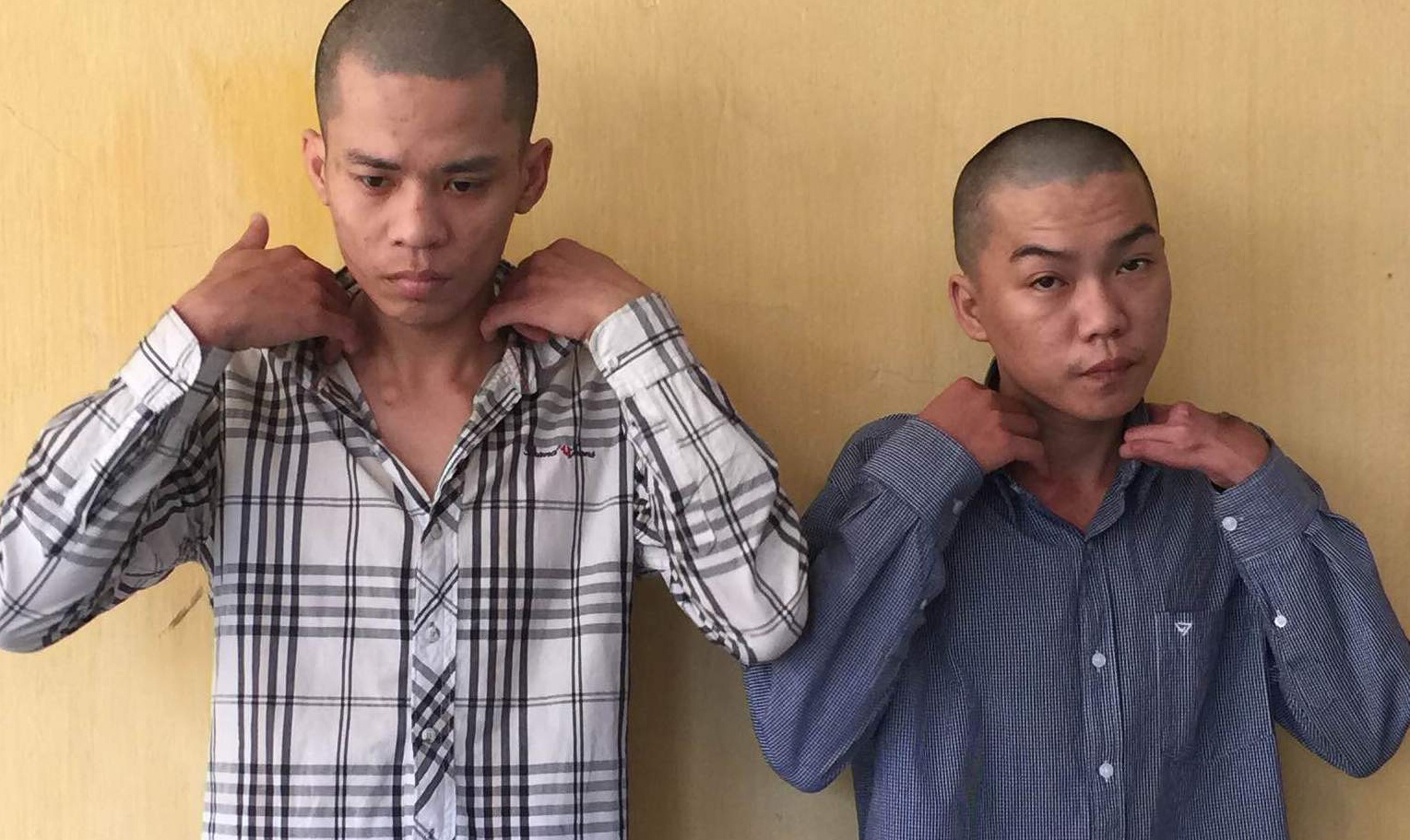 Bat 2 thanh nien cuop do cua khach trong khach san hinh anh