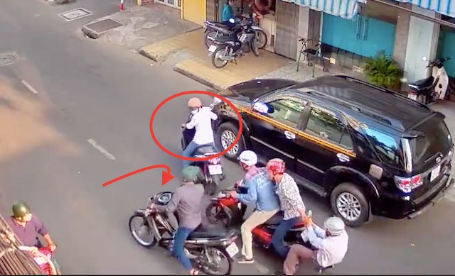 Nu quai cam dau bang dan canh cuop tai san o Sai Gon hinh anh