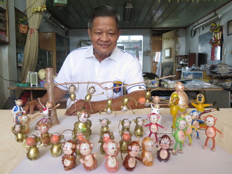 Nghe nhan lam gan 40 chu khi bang vo trung de chuc Tet hinh anh