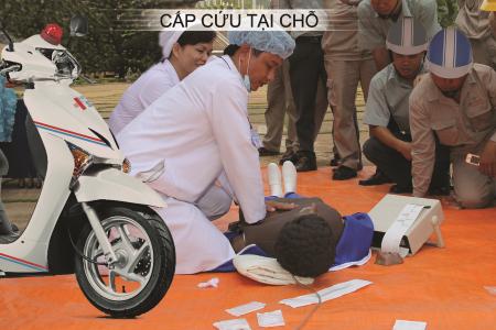 Gioi thieu dich vu moto cap cuu tai cho o Sai Gon hinh anh
