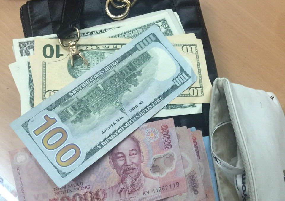 cướp giật của người nước ngoài ảnh 2 cuop giat cua nguoi nuoc ngoai anh 2