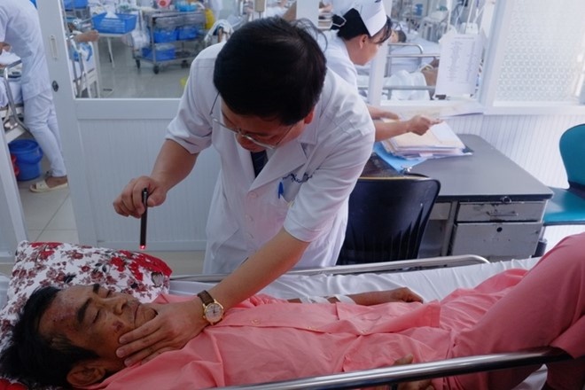 Benh vien Cho Ray mien phi dieu tri cho ‘nguoi tu the ky’ hinh anh