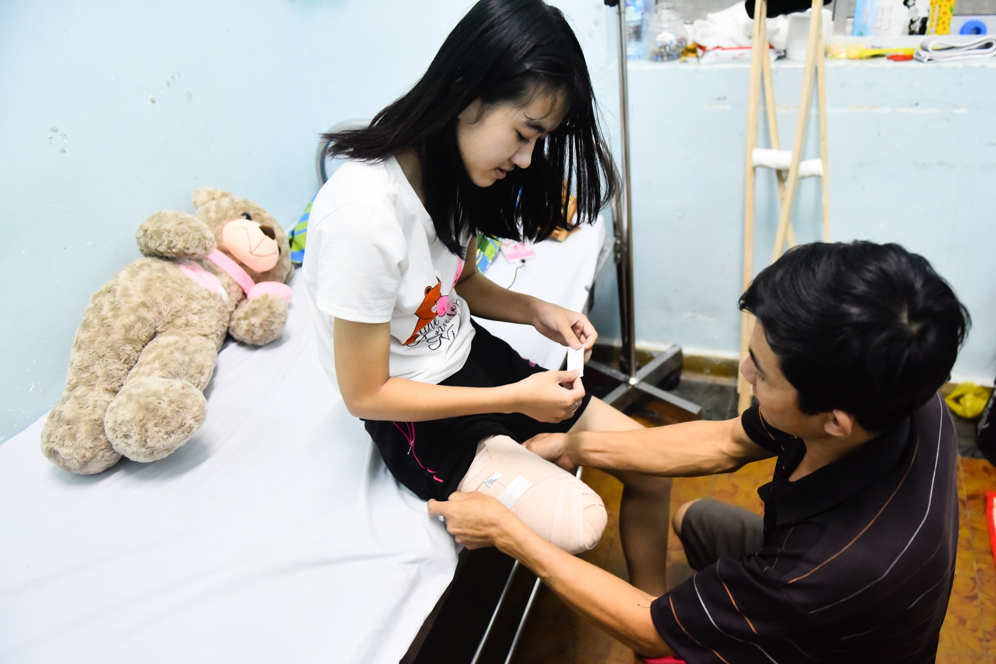 nữ sinh bị cưa chân  ảnh 1 nu sinh bi cua chan anh 1