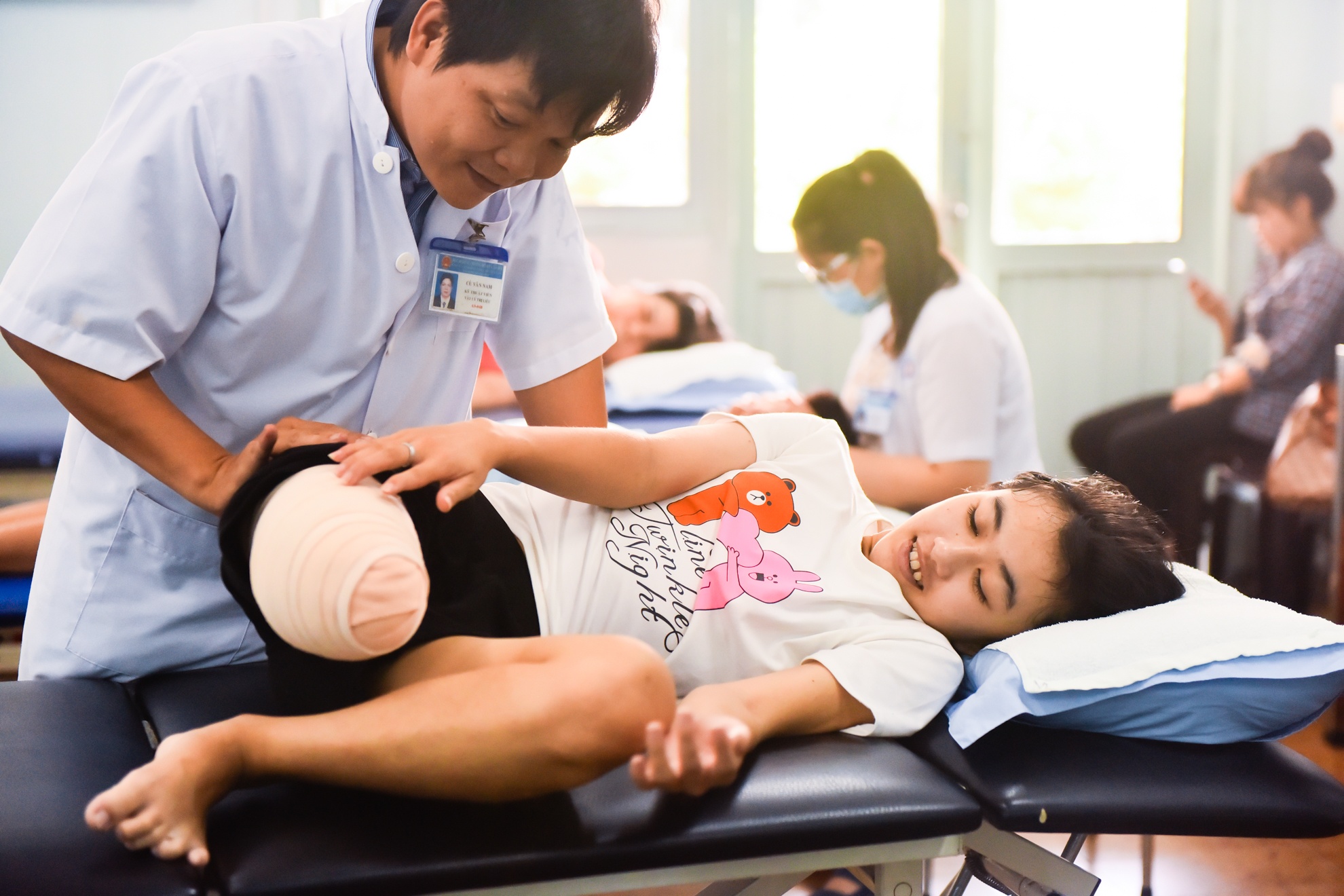 nữ sinh bị cưa chân  ảnh 6 nu sinh bi cua chan anh 6