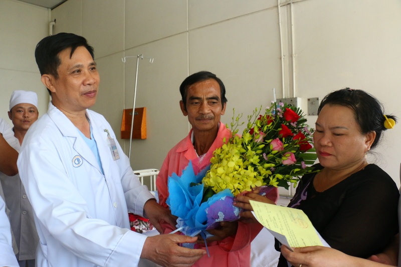 ong huynh van nen bi tai nan giao thong anh 1