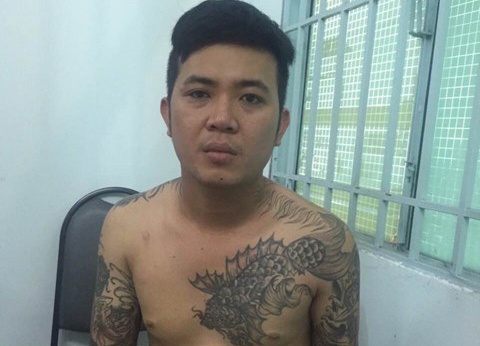 Bat giang ho xam tro doi tien bao ke quan ca phe hinh anh