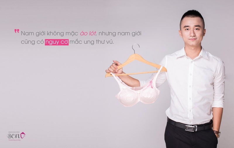 người nổi tiếng truyền thông điệp về ung thư vú ở nam ảnh 4 nguoi noi tieng truyen thong diep ve ung thu vu o nam anh 4