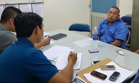 giả cảnh sát cướp tài sản ảnh 1 gia canh sat cuop tai san anh 1