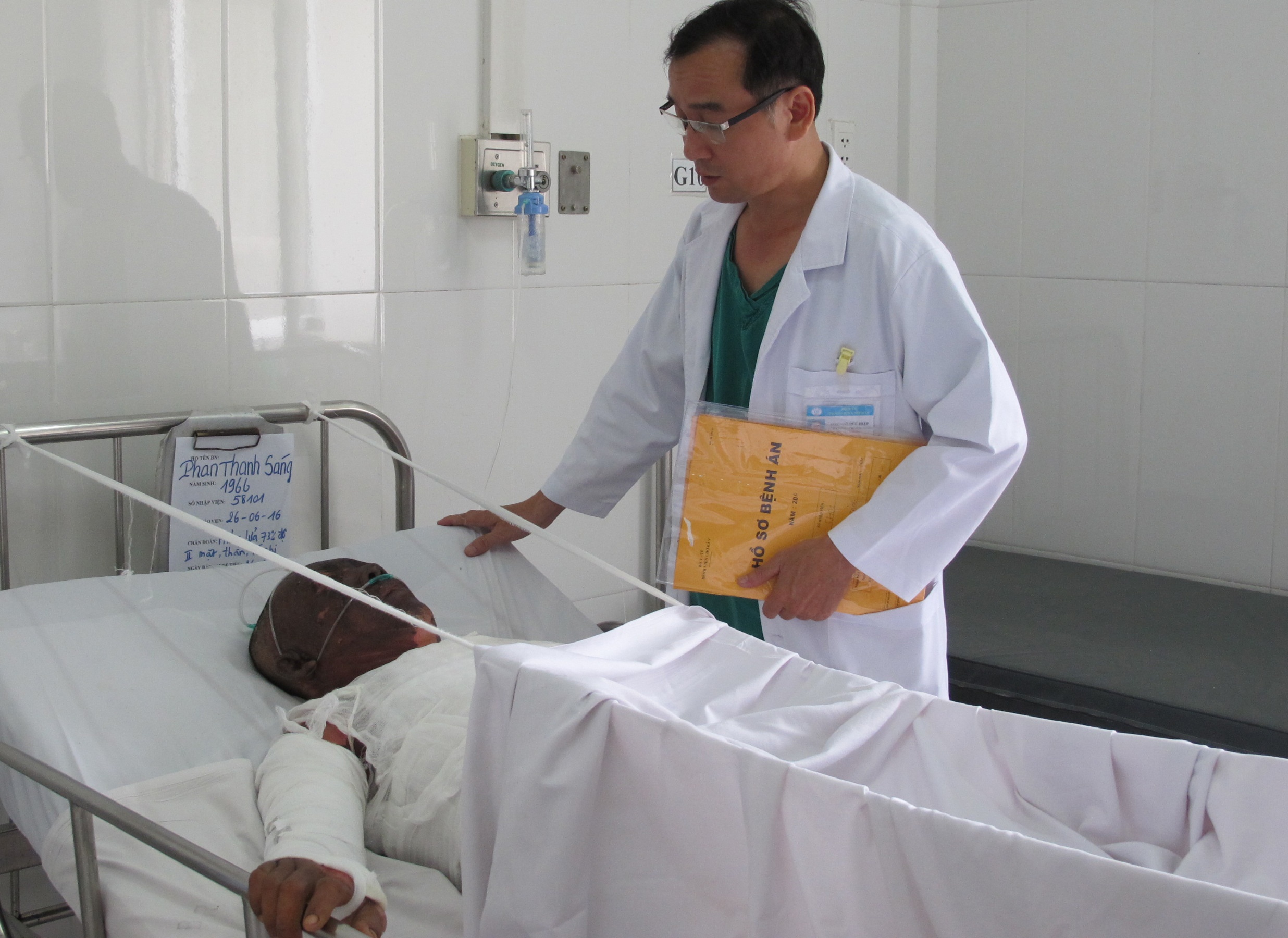 no tau ca 6 nguoi thuong vong anh 1