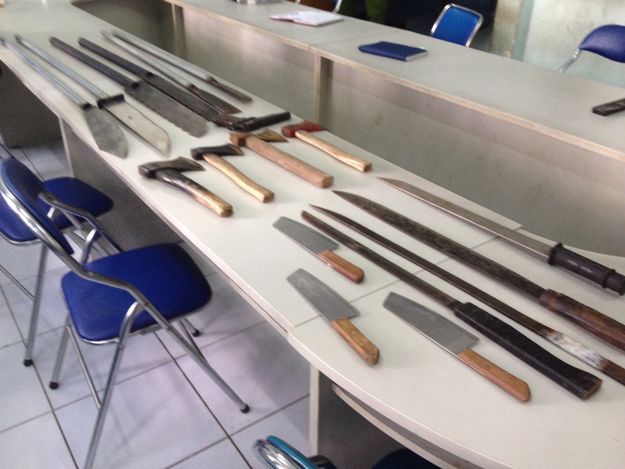 bang nhom xa hoi den anh 2