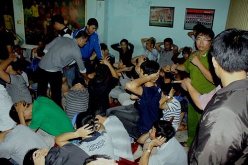 Gan 200 nguoi bi dieu tra vi ca do mua Euro o Sai Gon hinh anh