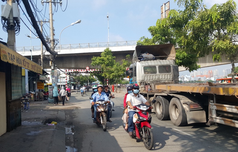 Hai thanh nien bi dam chet o Sai Gon anh 1