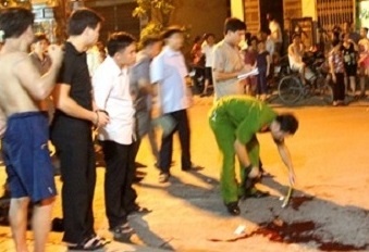 5 nghi can giet 2 thanh nien o Sai Gon ra dau thu hinh anh
