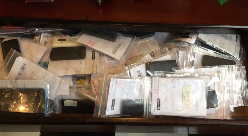 thanh niên trộm điện thoại ảnh 2 thanh nien trom dien thoai anh 2