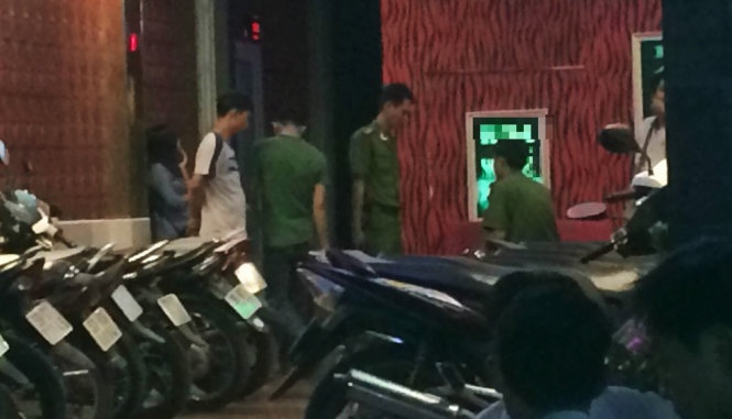 Hai thanh nien tu vong trong buoi tiec sinh nhat hinh anh