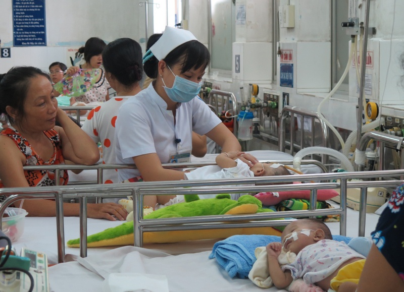 Tử vong nghi do viêm não mô cầu ảnh 1 Tu vong nghi do viem nao mo cau anh 1