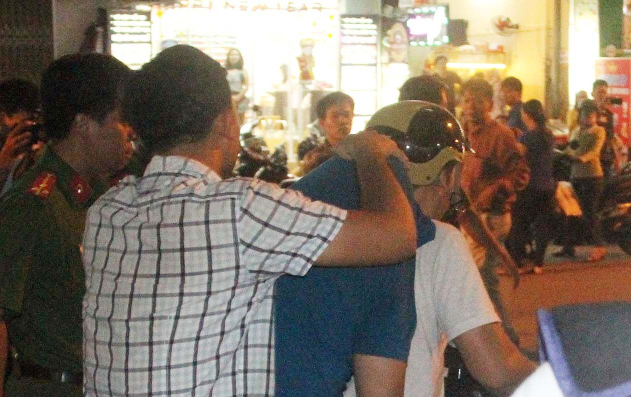 Nghi pham khai giet nu sinh lop 9 o Sai Gon bang gay sat hinh anh