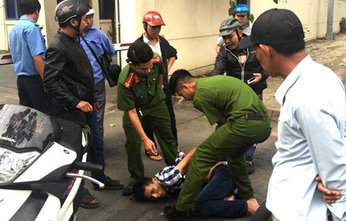 TP.HCM tung toan bo canh sat hinh su tuan tra dip Tet hinh anh