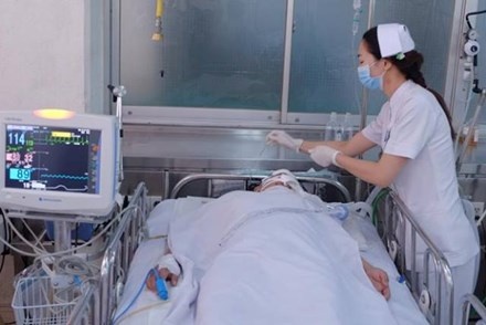 Giật túi xách ở Sài Gòn ảnh 1 Giat tui xach o Sai Gon anh 1