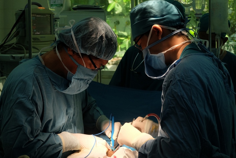 Chua kip lam tran 'cua quy' da gay hinh anh