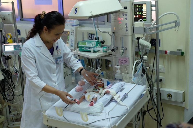 Mổ tim cho bé nhỏ bằng bàn tay  ảnh 1 Mo tim cho be nho bang ban tay anh 1