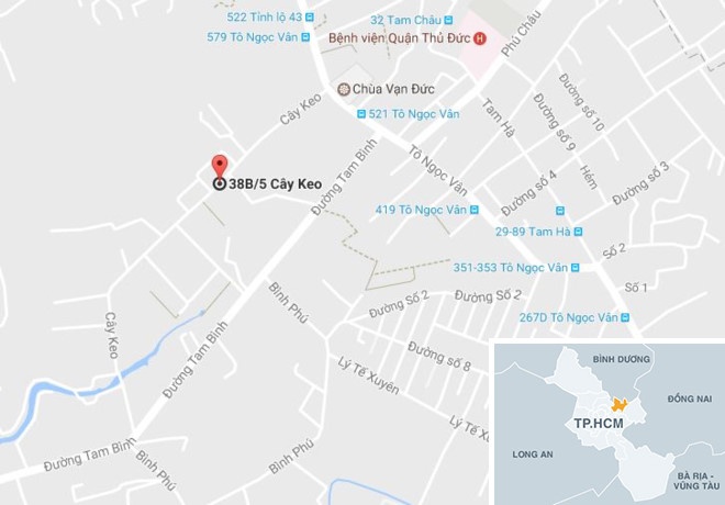 Mo cho cong nhan bi sap gian giao anh 2