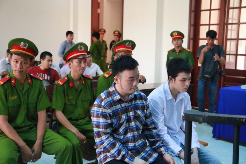 Xu nghi can tat axit anh 2