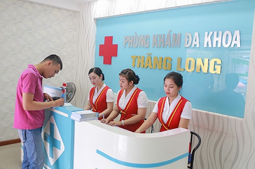 Bi to, phong kham co bac si Trung Quoc tra lai tien cho benh nhan hinh anh